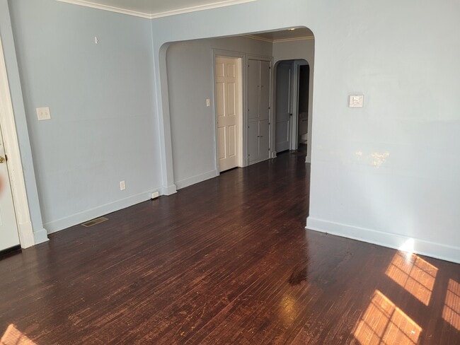 1111 Jefferson St unit A, Jefferson City, MO 65101 - photo 4