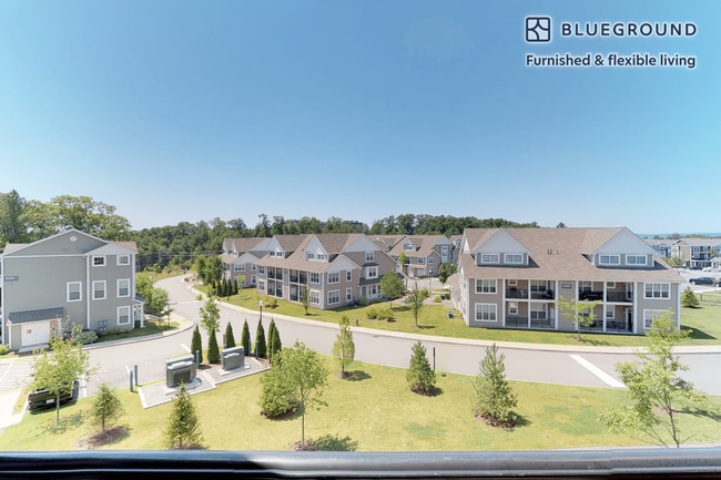 1000 Bay Dr unit FL1-ID5618A, Marlborough, MA 01752 - photo 4