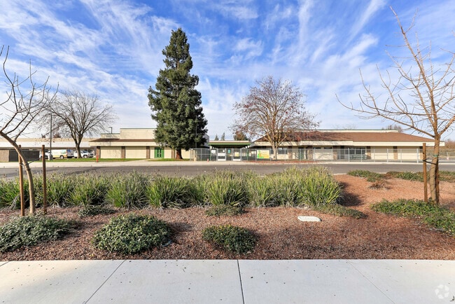 Dent Elementary School in Escalon is a perfect public school option.