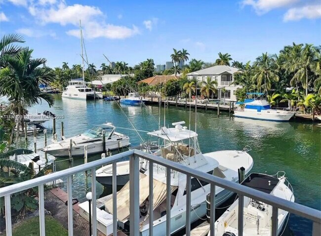 1777 SE 15th St unit 121, Fort Lauderdale, FL 33316 - photo 2