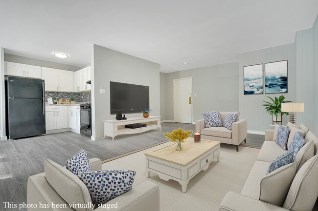 Woods Edge Apartment Homes, Maple Shade, NJ 08052 - photo 2