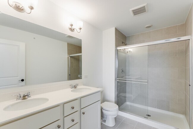 1060 E Oakton St unit 36449678, Des Plaines, IL 60018 - photo 7