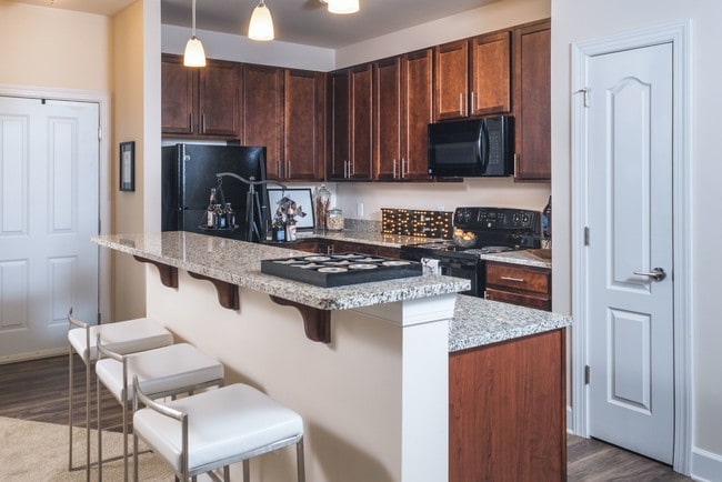 Large kitchens with islands*