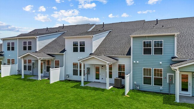 411 Crestcreek Dr, Anderson, SC 29621 - photo 3