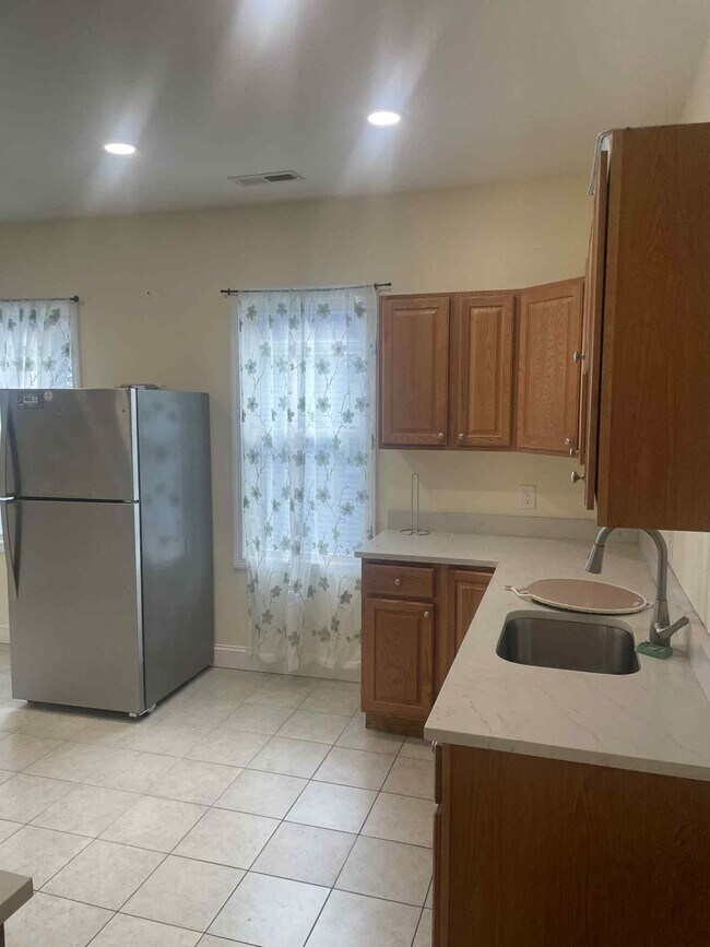 6 Millet St unit 3, Dorchester Center, MA 02124 - photo 5