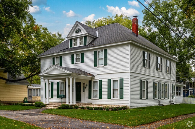 Clarkston’s historic homes line tree‑shaded streets.