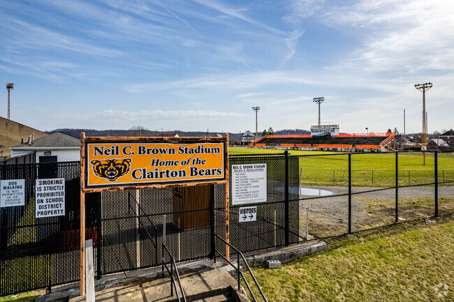 Clairton Middle School/High School is the home of the Bears.