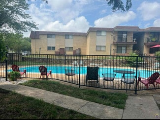 2922 SW Lydia Ave Unit 228, Topeka, KS 66614
