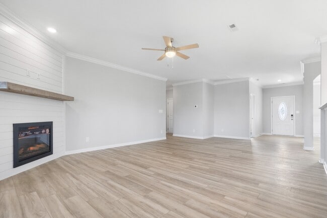 1424 Citadel Dr unit 38098141, Clarksville, TN 37042 - photo 4