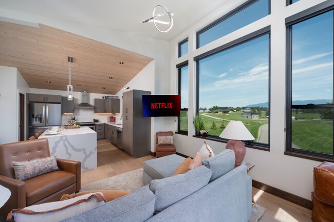 2119 Wintercrest Dr, Kalispell, MT 59901 - photo 5