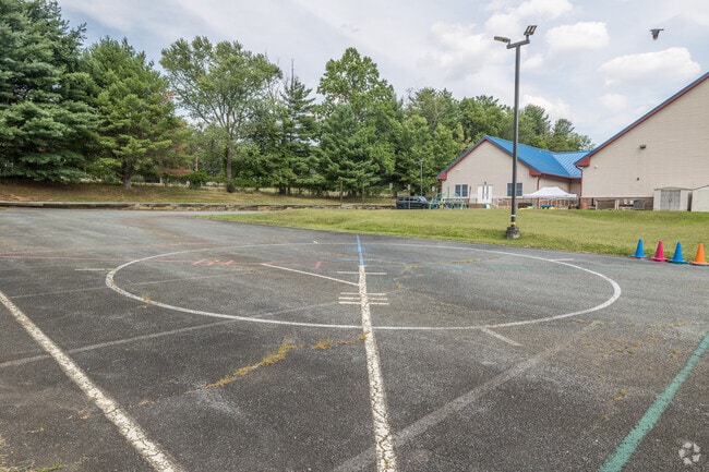 Hampshire View Christian School