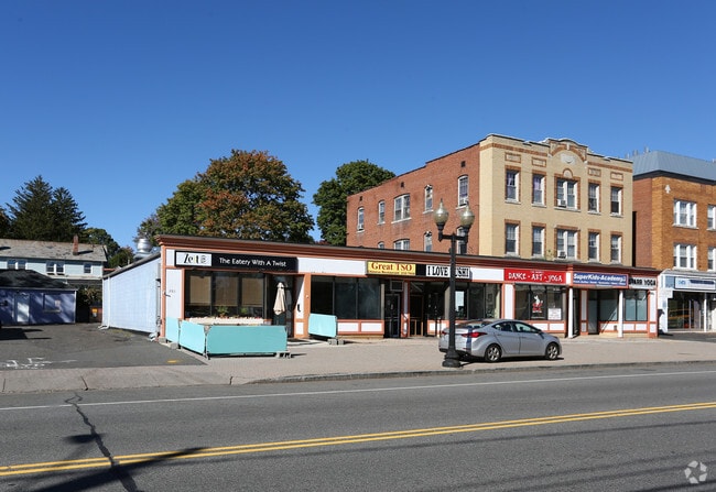 274-278 Park Rd, West Hartford, CT 06119 - photo 2