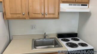 66 Homer Ave Unit 106, Cambridge, MA 02138