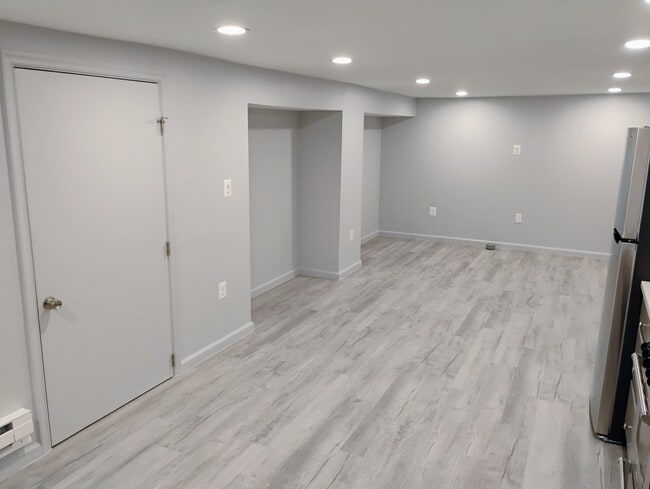 3609 W Forest Park Ave unit 2, Baltimore, MD 21216 - photo 7