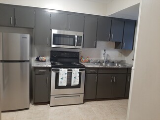 1430 Mccain Ln, Manhattan, KS 66502