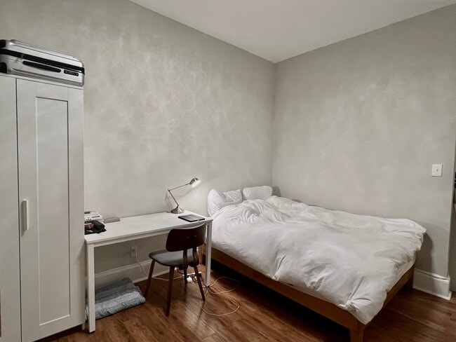 54 Gainsborough St unit 2, Boston, MA 02115 - photo 4