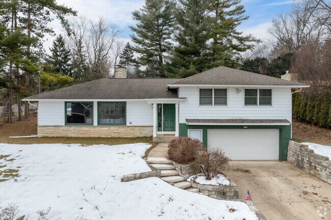 Split-level style homes are perfect for new families in the Spring Harbor neighborhood.