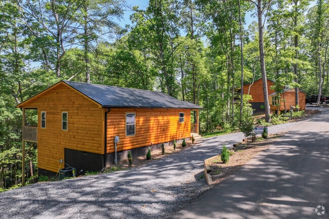 Some houses in Murphy are right next door to one another.