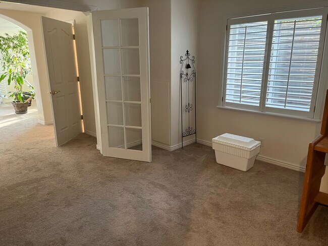 1126 Heather Cir unit 1126 Heather Cir B, Farmington, UT 84025 - photo 5