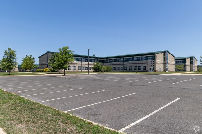 Seneca High School has a student-teacher ratio of 10-1.