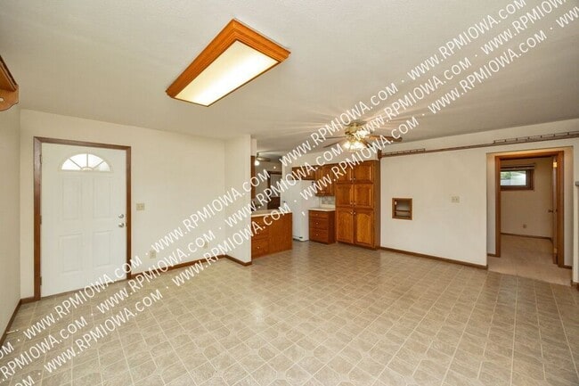 605 4th Ave, Slater, IA 50244 - photo 3