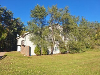 1215 W Beckert Rd Unit Apartment #6, New London, WI 54961