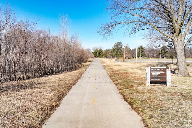 In South Central Omaha, Big Papio Trail connects Seymour Smith Park to Omaha’s trail network.