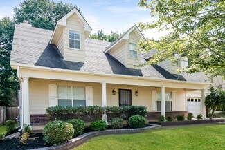 1400 Milestone Dr, Collierville, TN 38017