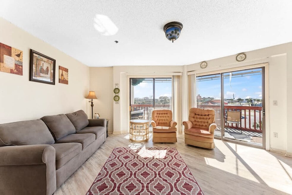 St Thomas Square unit ID1355041P, Panama City Beach, FL 32408 - photo 1