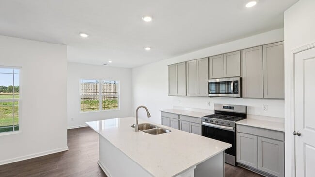 6918 Heritage Pass N, Greenfield, IN 46140 - photo 4