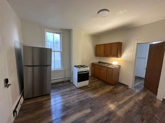 1288 W 83rd St Unit 2, Cleveland, OH 44102