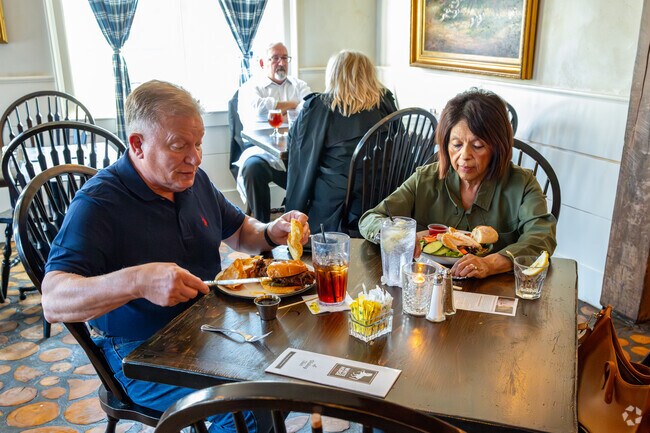 The White Horse Inn is a local favorite that serves delicious food and cold drinks.