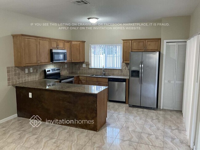 12928 SW 50th St, Miramar, FL 33027 - photo 6