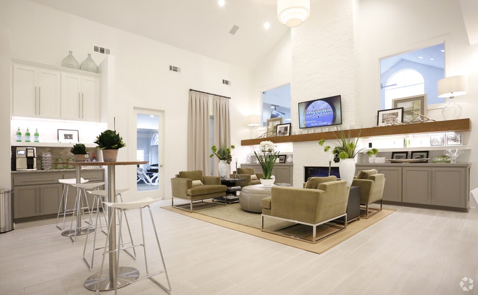 Mansions in the Park, Baton Rouge, LA 70808 - photo 1