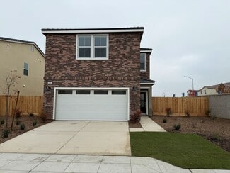 4410 N Lucy Ruiz Ave, Fresno, CA 93723