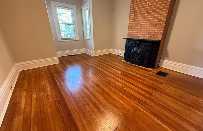 3212 Bishop St unit 3212-01, Cincinnati, OH 45220 - photo 4