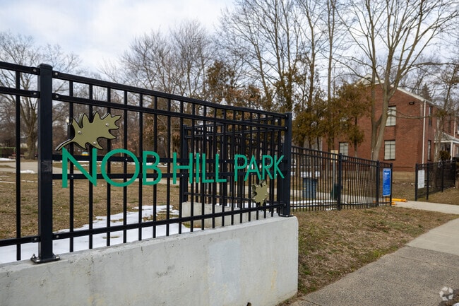 Nob Hill Park is a snall park in North Bridgeport that has a playground and sidewalks.