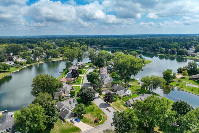Cul de sac's of homes sit along the lake in East Lake.