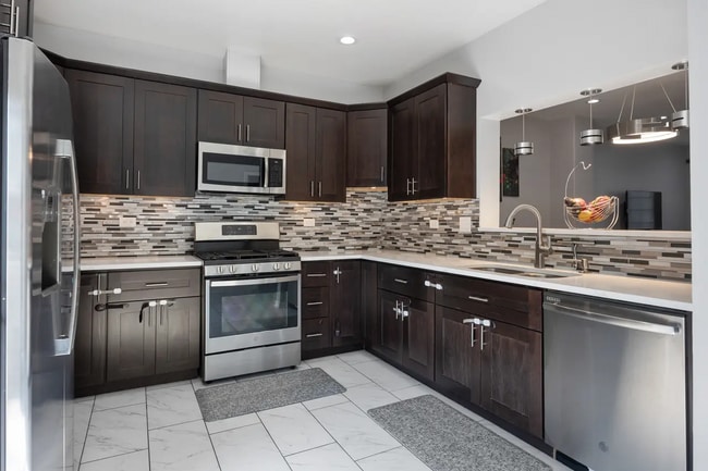 9411 Harrison St, Des Plaines, IL 60016 - photo 2