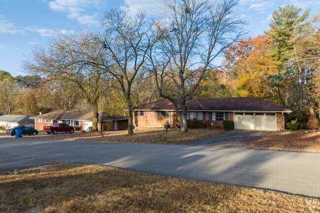 Bonny Oaks homes are predominantly ranch style with most being also made of brick.