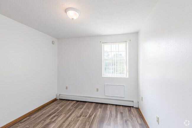 Meridian Point, Uniontown, PA 15401 - photo 3