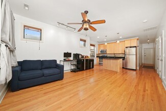 7633 N Greenview Ave Unit 3W, Chicago, IL 60626