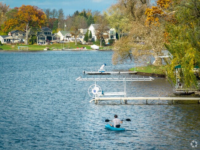Kayaking at Wolverine Lake is very common to see.