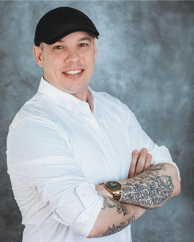 Agent Photo