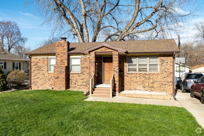 Brick homes can occasionally be found in the Paddock Road neighborhood.