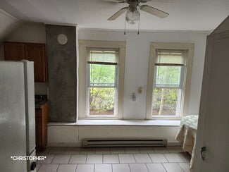 215 Freeman Ave Unit 2, Syracuse, NY 13209