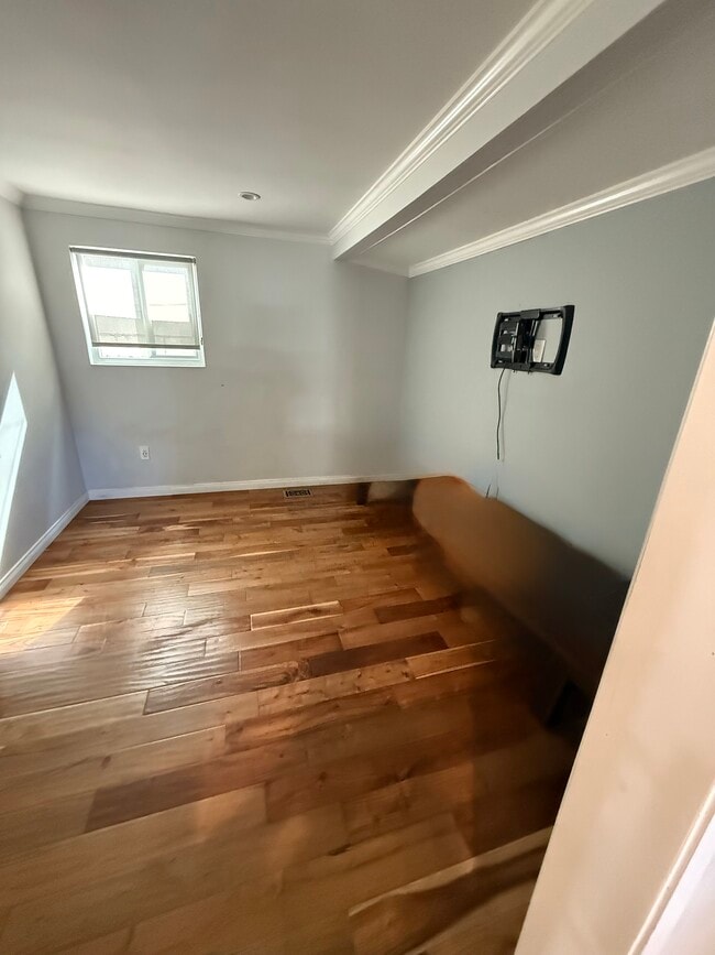 Tv room