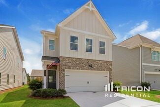 165 E Rdg Way, Woodstock, GA 30188