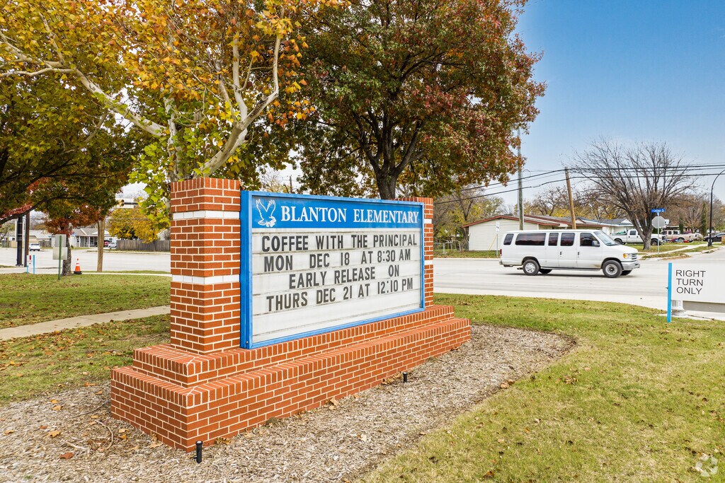 Blanton Elementary School, Rankings & Reviews
