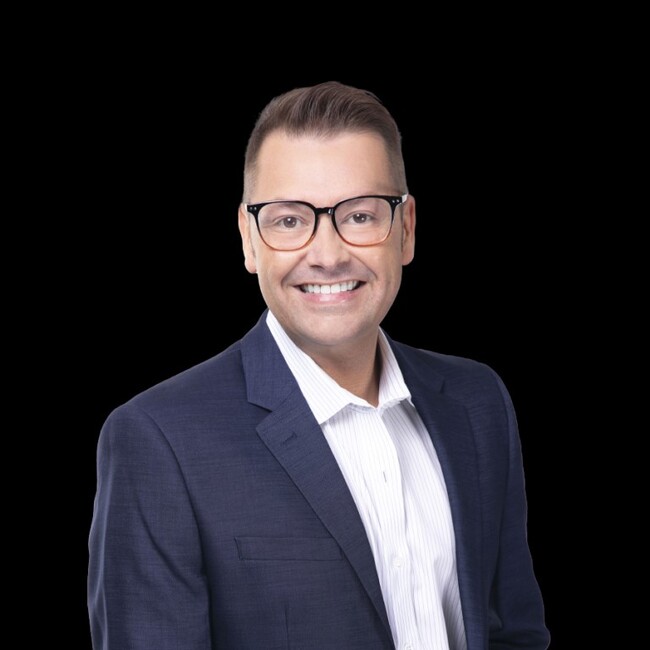 Agent Photo